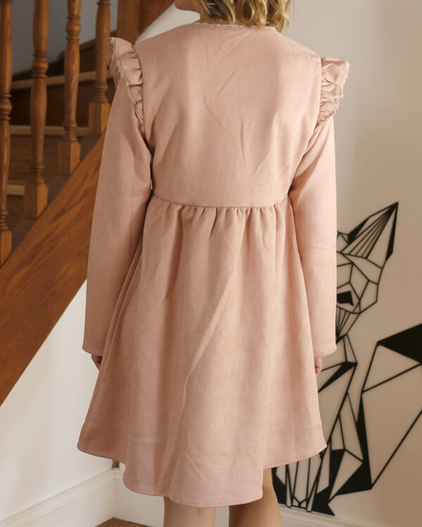 Robe courte rose manche longue